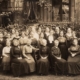 Eine Fotografie der Absolventinnen des Lehrerinnenseminars Kippenberg um 1910.